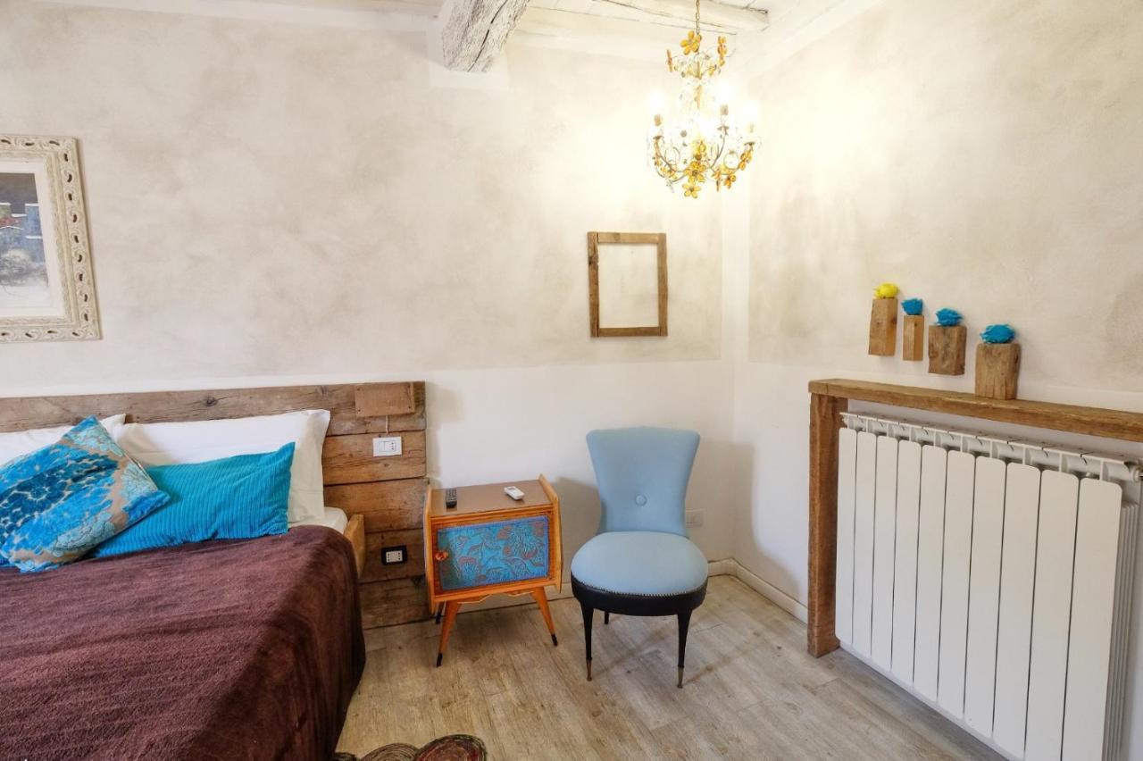 La Boheme Suite With Ac And Wifi Lucca Bagian luar foto