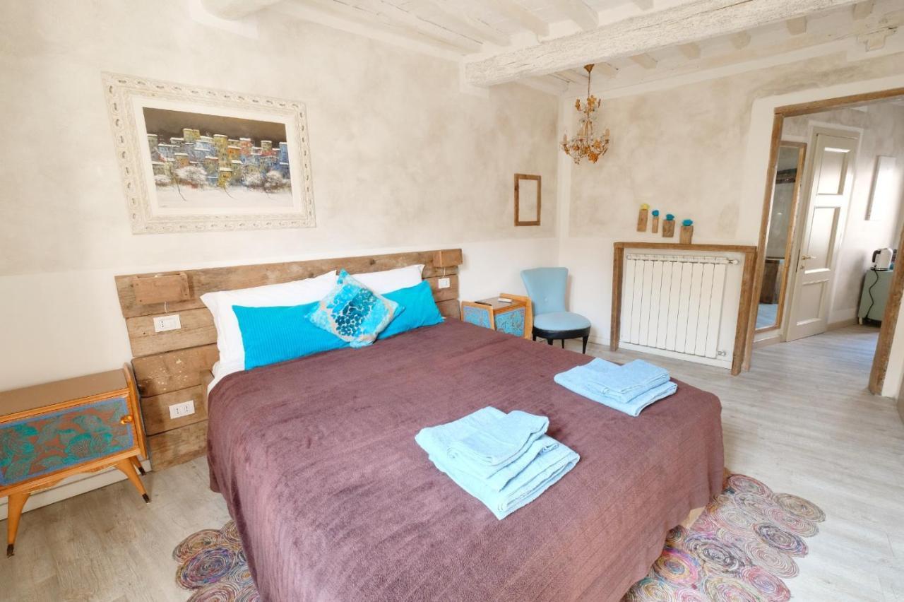La Boheme Suite With Ac And Wifi Lucca Bagian luar foto