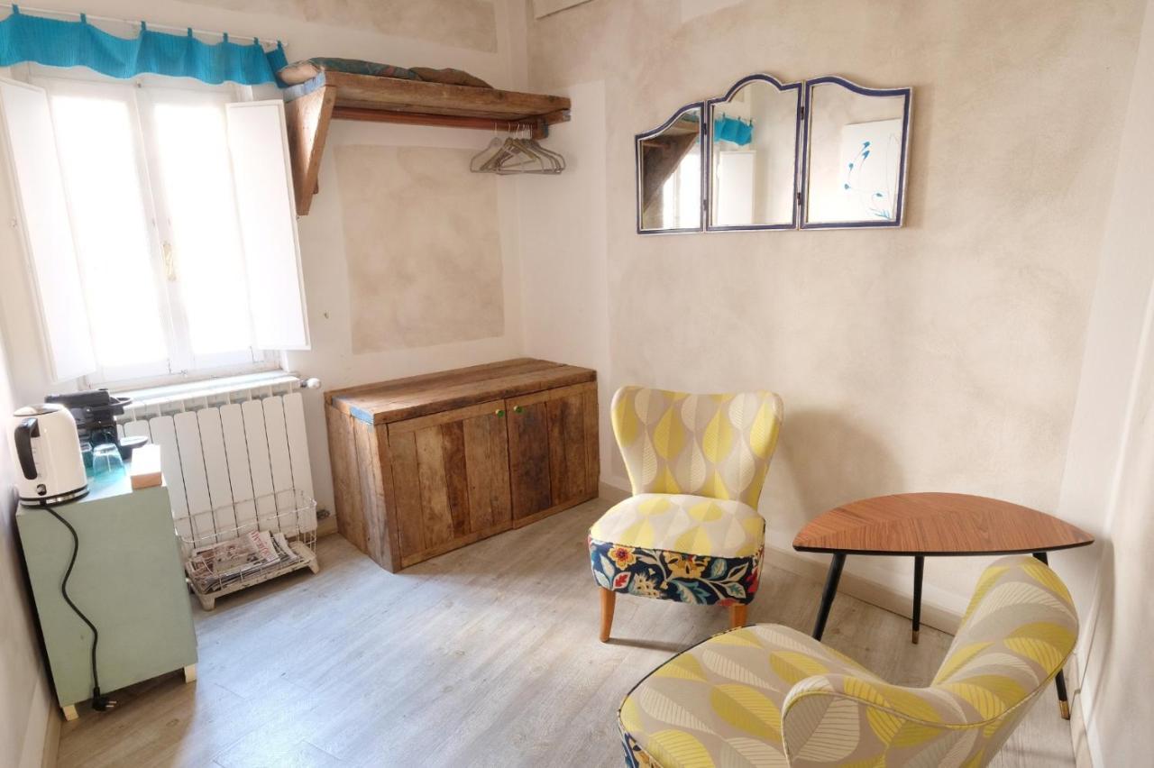 La Boheme Suite With Ac And Wifi Lucca Bagian luar foto